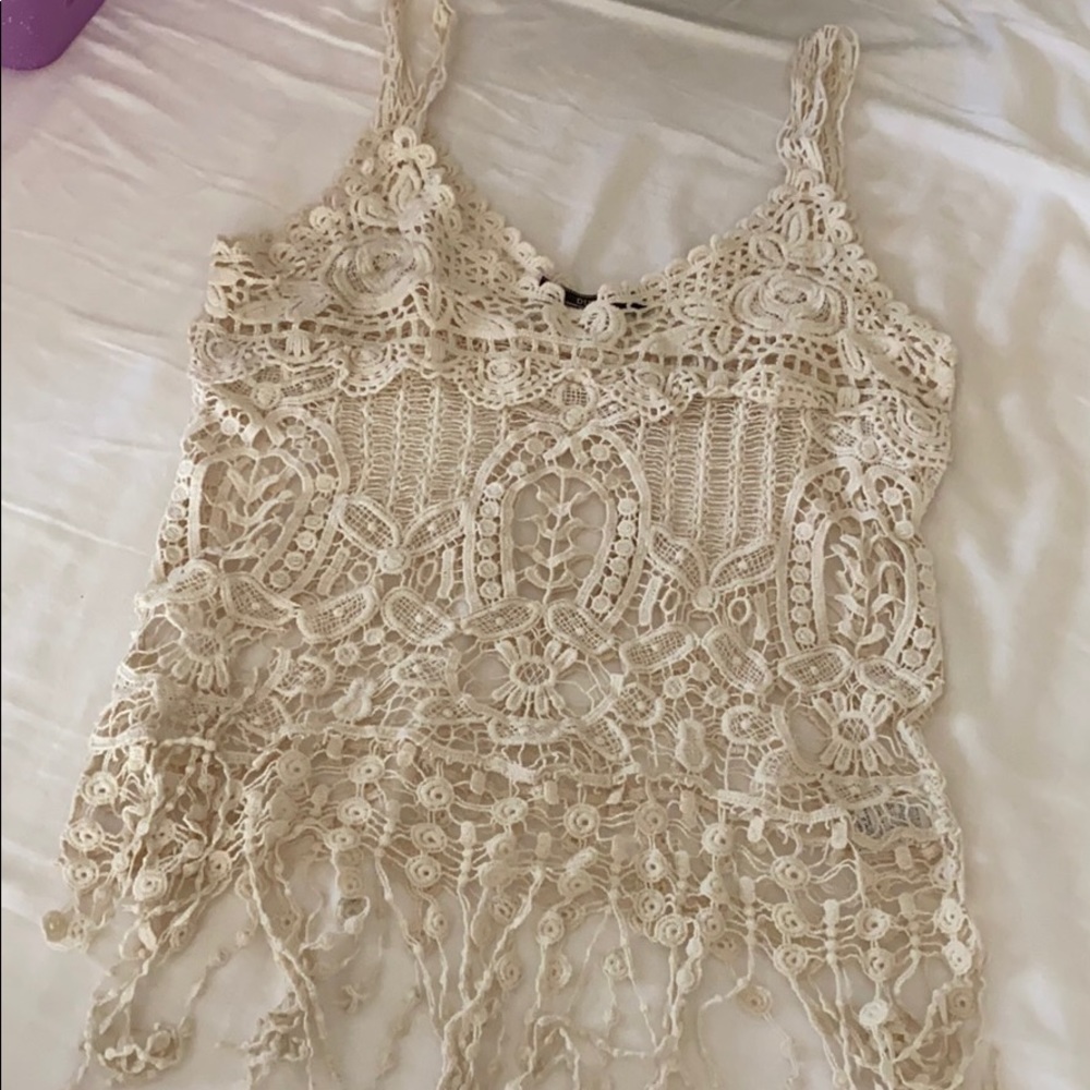 Gorgeous lace tank with tassels